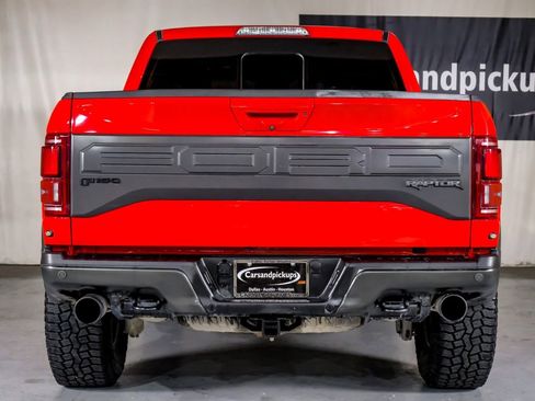 Used 2018 Ford F150 Raptor w/ Equipment Group 802A Luxury image 9