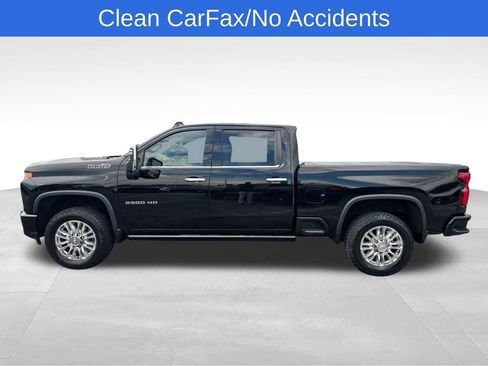 Used 2022 Chevrolet Silverado 2500 High Country AWD/4WD image 2