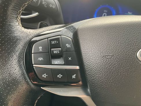 Used 2022 Ford Explorer ST w/ Equipment Group 401A AWD/4WD image 19