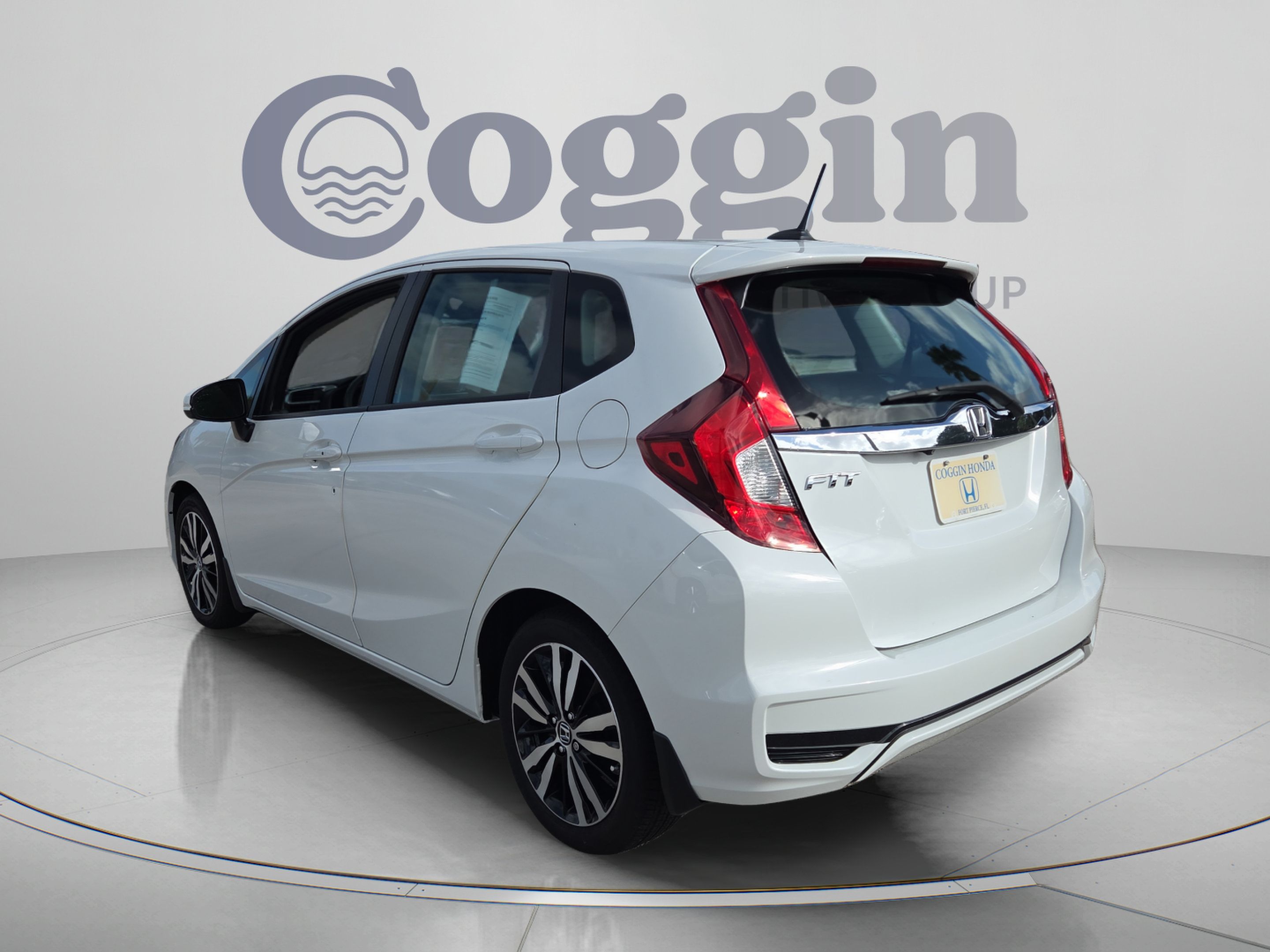 Used 2018 Honda Fit EX image 3