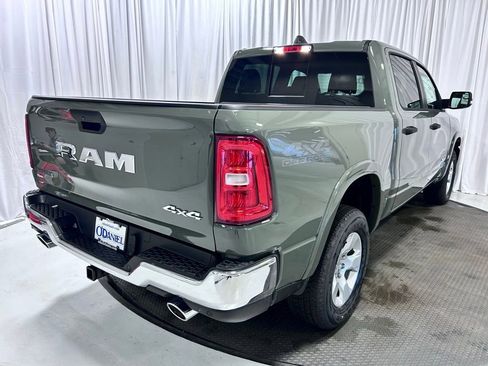 New 2026 RAM 1500 4x4 Crew Cab image 29