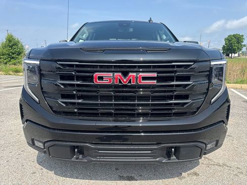New 2026 GMC Sierra 1500 Elevation AWD/4WD image 9