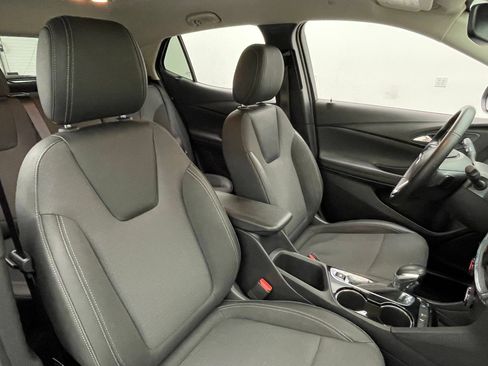 Used 2024 Buick Encore GX Preferred FWD image 31