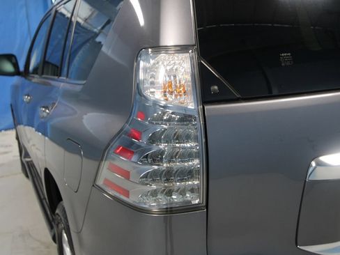 Used 2023 Lexus GX 460 Premium AWD/4WD image 43