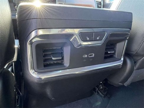 Certified 2022 GMC Sierra 1500 Denali image 14