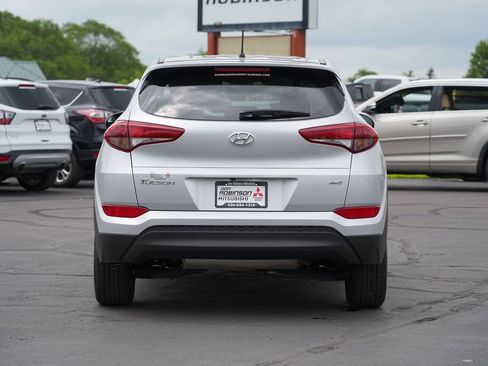 Used 2018 Hyundai Tucson SE AWD/4WD image 4