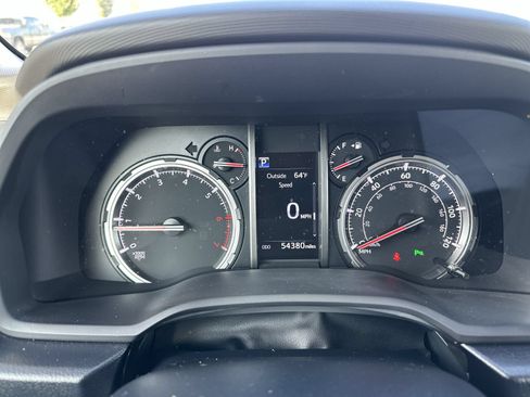 Used 2022 Toyota 4Runner Limited AWD/4WD image 22