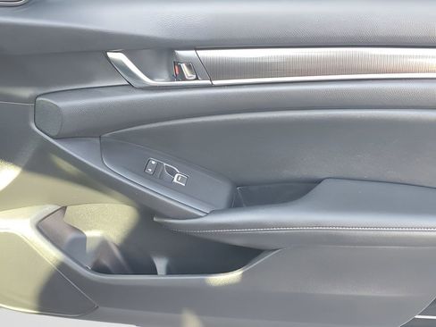 Used 2021 Honda Accord Sport image 43