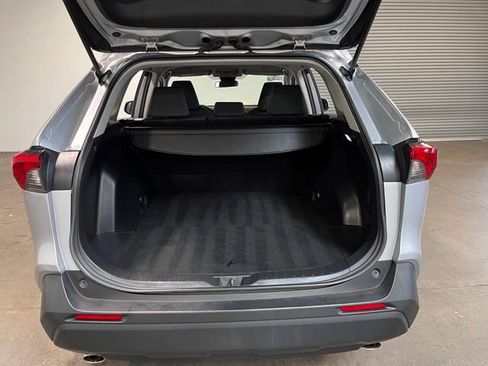Used 2023 Toyota RAV4 XLE FWD image 16