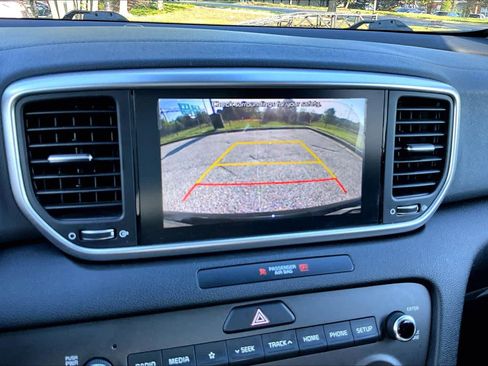 Used 2020 Kia Sportage LX FWD image 39