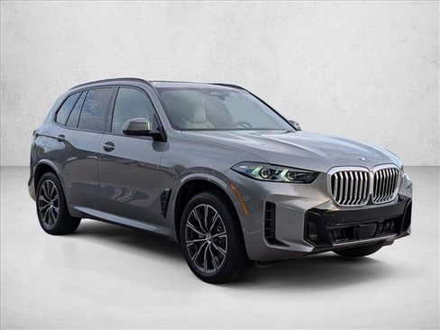 Used 2026 BMW X5 sDrive40i w/ M Sport Package RWD image 6