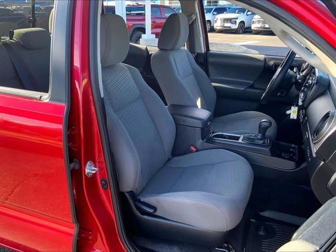 Used 2021 Toyota Tacoma SR image 8