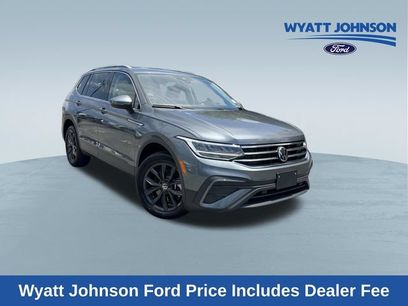 Used 2024 Volkswagen Tiguan SE