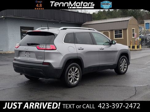 Used 2019 Jeep Cherokee Latitude Plus w/ Cold Weather Group image 5