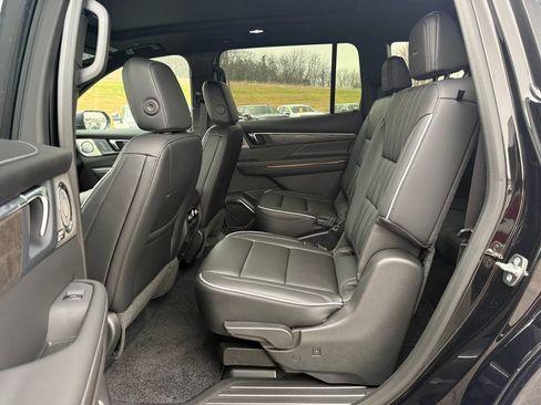 New 2026 Buick Enclave Avenir w/ Super Cruise Package image 37