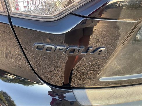 Used 2024 Toyota Corolla SE FWD image 30