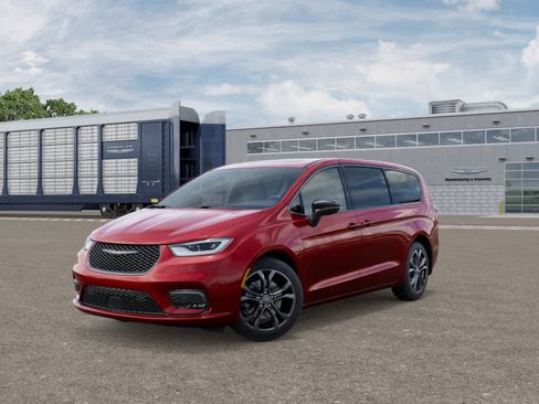 New 2026 Chrysler Pacifica Select image 1
