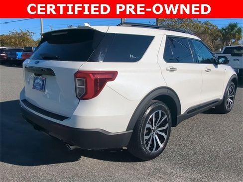Certified 2022 Ford Explorer ST-Line w/ Class IV Trailer Tow Package image 5