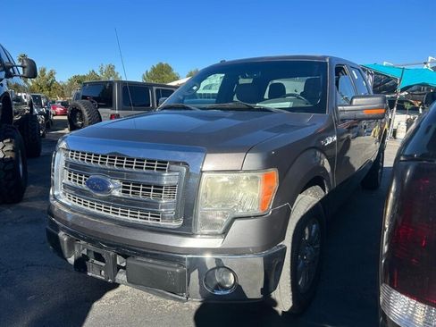 Used 2014 Ford F150 XLT w/ XLT Chrome Package RWD image 5