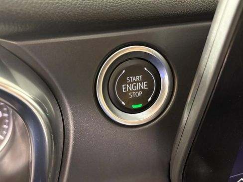 Used 2025 Chevrolet Blazer LT FWD image 26