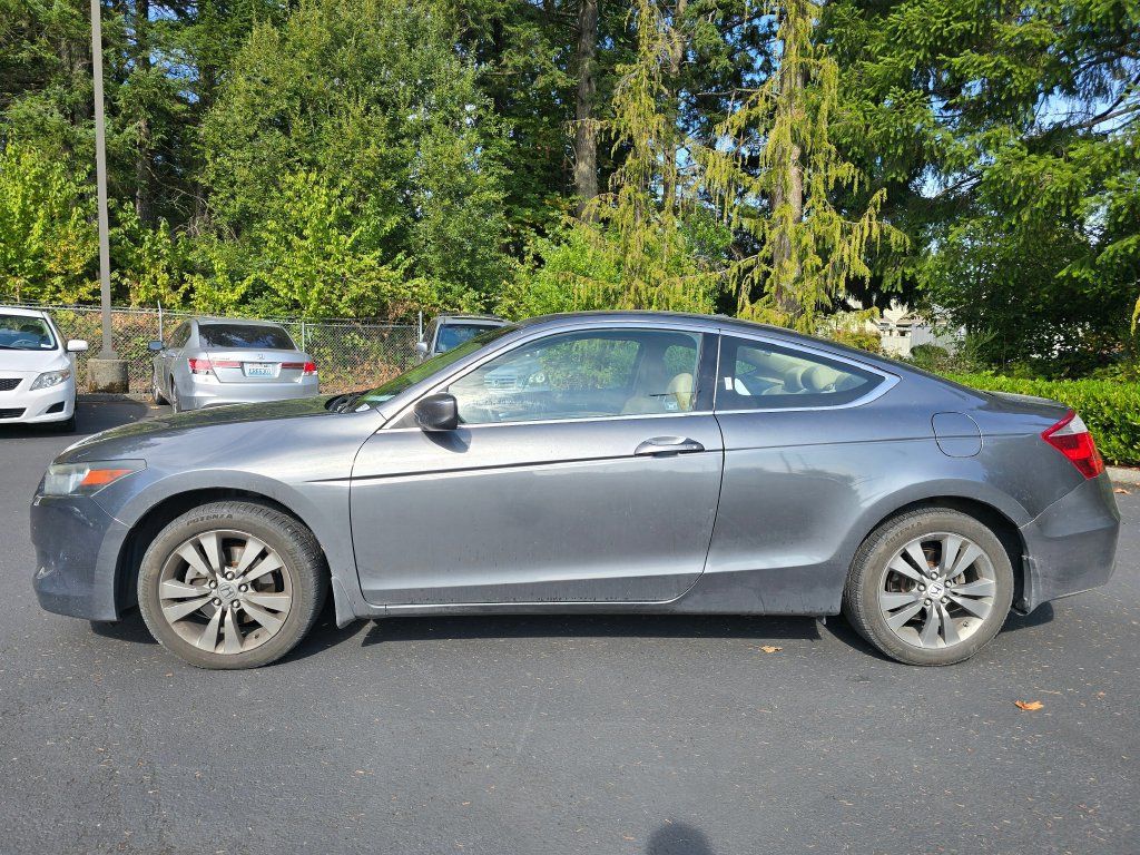 Used 2010 Honda Accord EX-L image 2