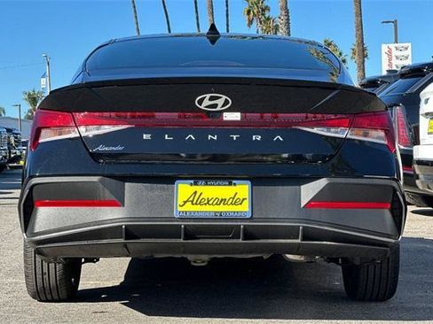 Certified 2025 Hyundai Elantra Sport image 5