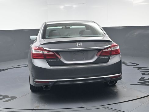 Used 2017 Honda Accord Sport image 8