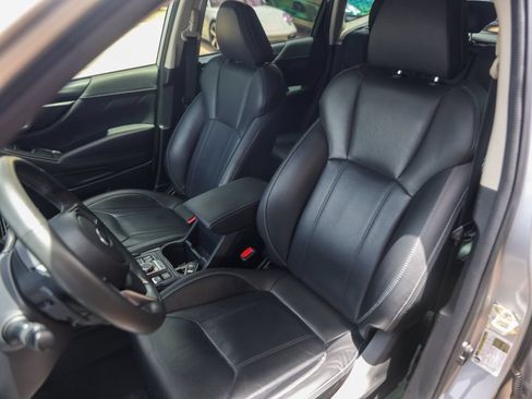 Used 2022 Subaru Forester Touring w/ Popular Package #2 AWD/4WD image 5