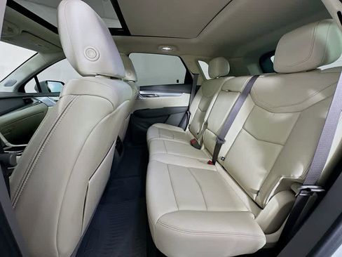 Used 2022 Cadillac XT5 Premium Luxury image 14