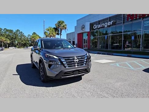 New 2026 Nissan Rogue SV image 18