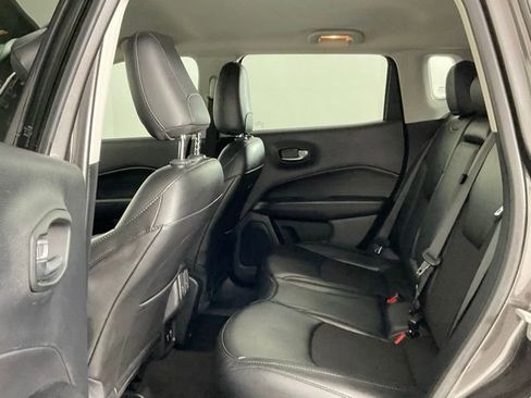 Used 2020 Jeep Compass Latitude AWD/4WD image 13