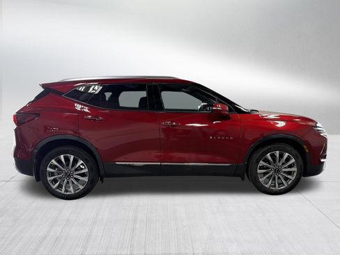 Used 2024 Chevrolet Blazer Premier AWD/4WD image 8