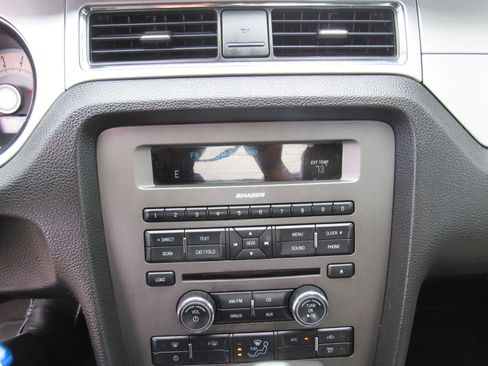 Used 2010 Ford Mustang Convertible RWD image 24