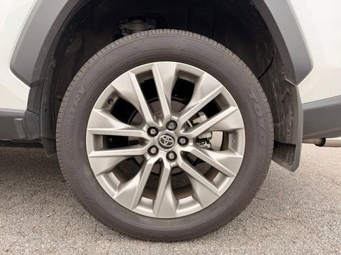 Used 2024 Toyota RAV4 Limited image 36