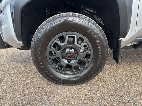 Used 2024 Toyota Tacoma PreRunner w/ TRD Prerunner Upgrade Package RWD image 7