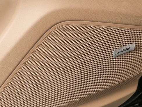 Certified 2022 Porsche Cayenne S image 7