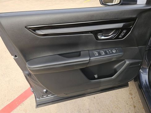 Used 2025 Honda CR-V EX-L image 14