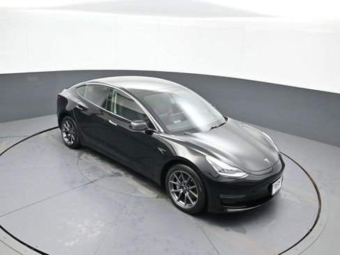 Used 2019 Tesla Model 3 Long Range image 36
