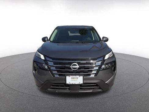 Used 2025 Nissan Rogue SV image 4