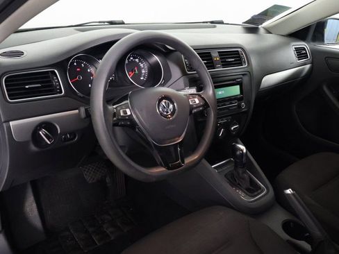 Used 2015 Volkswagen Jetta SE image 7