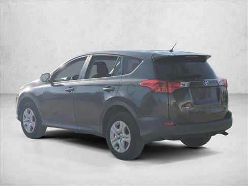 Used 2015 Toyota RAV4 LE AWD/4WD image 4
