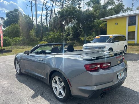 Used 2020 Chevrolet Camaro LT RWD image 37
