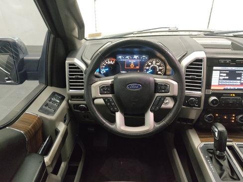 Used 2015 Ford F150 Lariat w/ Equipment Group 502A Luxury AWD/4WD image 22