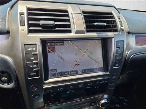 Used 2019 Lexus GX 460 Premium AWD/4WD image 12