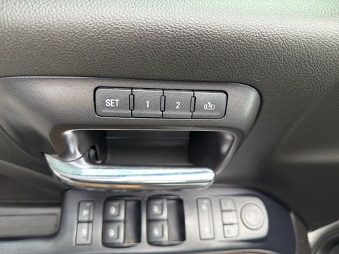 Used 2019 GMC Sierra 3500 Denali image 16