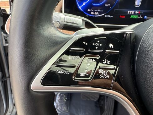 Used 2023 Mercedes-Benz EQS 450+ SUV image 38