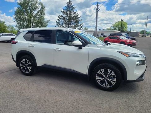 Used 2023 Nissan Rogue SV AWD/4WD image 5