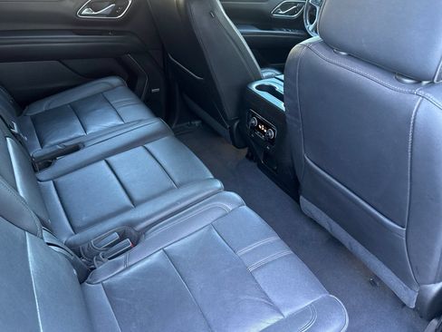 Used 2021 Chevrolet Suburban RST AWD/4WD image 20