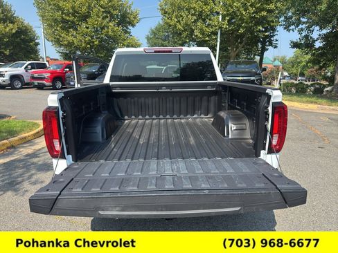 Certified 2026 GMC Sierra 1500 SLT AWD/4WD image 30