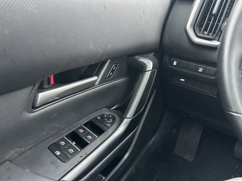 Used 2025 MAZDA CX-50 AWD 2.5 S w/ Premium Package image 27